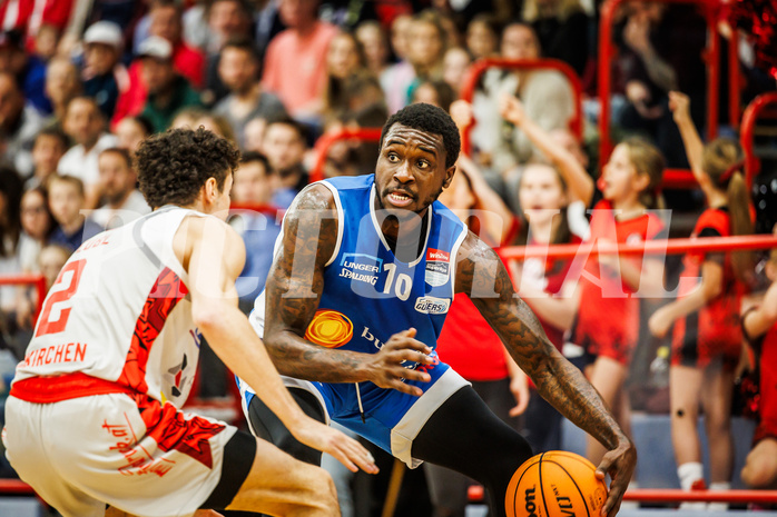 Basketball, win2day Basketball Superliga 2023/24, Grunddurchgang 6.Runde, Traiskirchen Lions, Oberwart Gunners, Tre’vion Lamar (10)