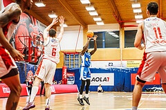 Basketball, win2day Basketball Superliga 2023/24, Grunddurchgang 6.Runde, Traiskirchen Lions, Oberwart Gunners, Tre’vion Lamar (10)