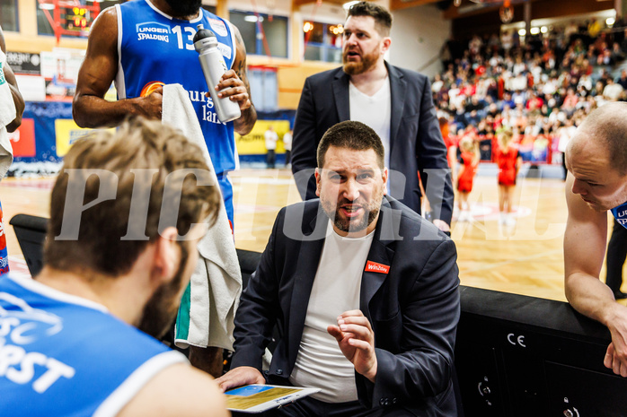 Basketball, win2day Basketball Superliga 2023/24, Grunddurchgang 6.Runde, Traiskirchen Lions, Oberwart Gunners, Horst Leitner (Head Coach)