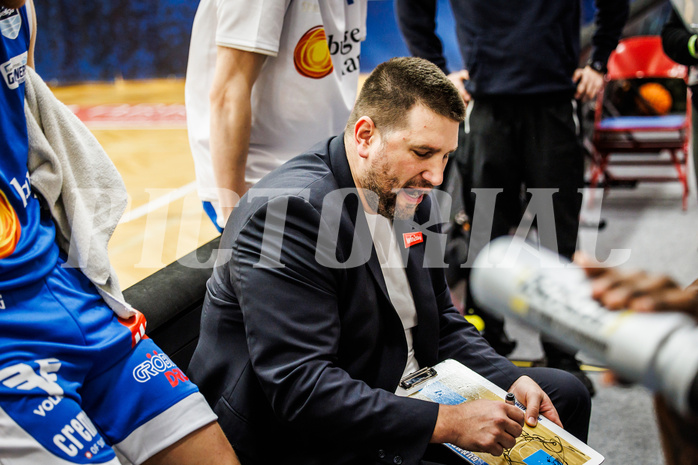 Basketball, win2day Basketball Superliga 2023/24, Grunddurchgang 6.Runde, Traiskirchen Lions, Oberwart Gunners, Horst Leitner (Head Coach)