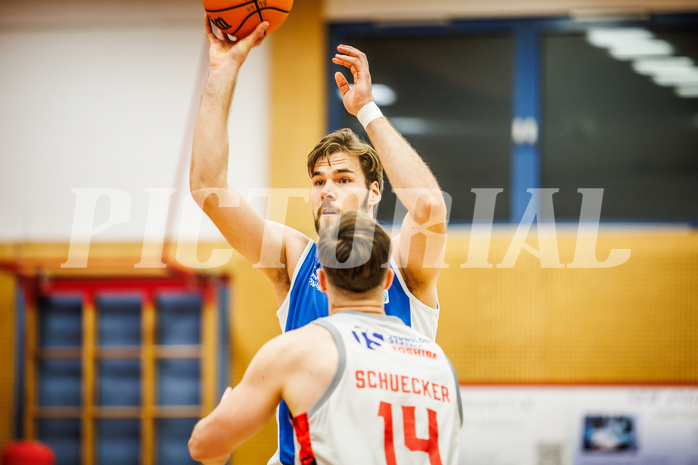 Basketball, win2day Basketball Superliga 2023/24, Grunddurchgang 6.Runde, Traiskirchen Lions, Oberwart Gunners, Daniel Köppel (14)