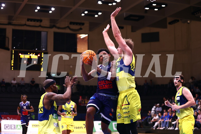 27.09.2024, Graz, Raiffeisen Sportpark Graz, Basketball Superliga 2024/25, Grunddurchgang, Runde 1, UBSC Raiffeisen Graz - COLDAMARIS BBC Nord Dragonz
