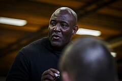 Basketball, 2.Bundesliga, Playoff SF Spiel 3, Mattersburg Rocks, Dragons St. Pölten, James WILLIAMS (Headcoach)