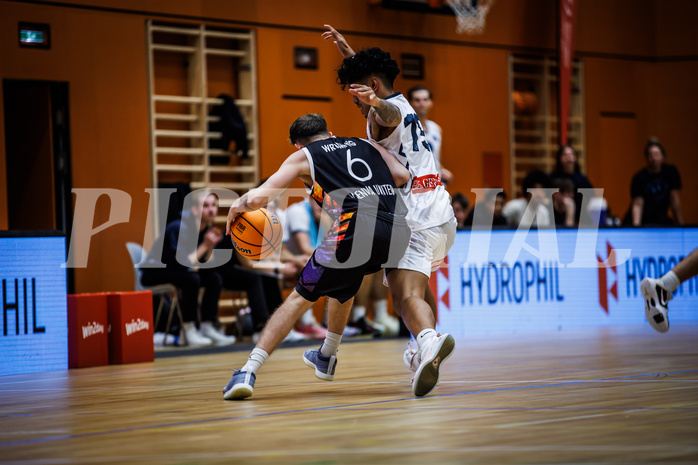 Basketball, Basketball Zweite Liga 2024/25, Grunddurchgang 3.Runde, Vienna Timberwolves, Vienna United, David Wrumnig (6), Dean-Leon Cantor (19)