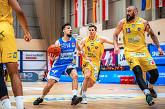 Basketball, Win2Day Superliga 2022/23, 2. Platzierungsrunde, SKN St. Pölten, Oberwart Gunners, Derek Hanes (14), Roman Jagsch (9)