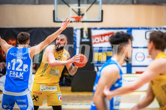 Basketball, Win2Day Superliga 2022/23, 2. Platzierungsrunde, SKN St. Pölten, Oberwart Gunners, Nebosja Dukic (13)