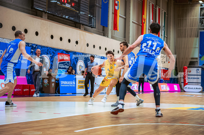 Basketball, Win2Day Superliga 2022/23, 2. Platzierungsrunde, SKN St. Pölten, Oberwart Gunners, Felix Angerbauer (4)