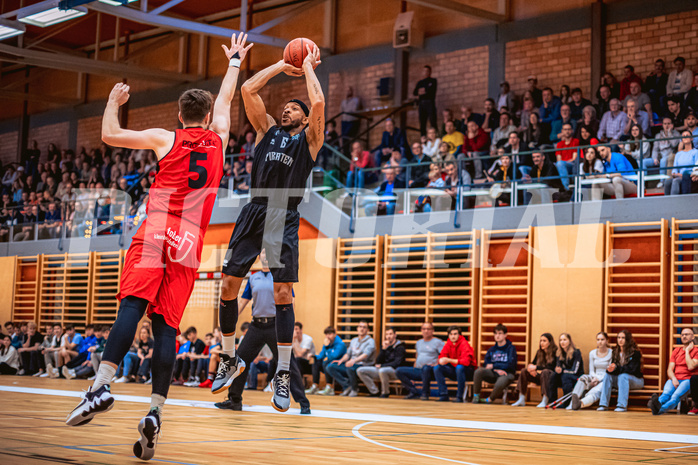 Basketball, Basketball Zweite Liga 2022/23, Playoff Viertelfinale Spiel 3, Mistelbach Mustangs, Wörthersee Piraten, Shawn L. Ray (6)