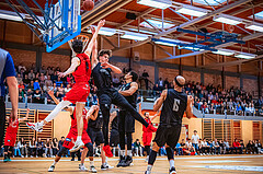 Basketball, Basketball Zweite Liga 2022/23, Playoff Viertelfinale Spiel 3, Mistelbach Mustangs, Wörthersee Piraten, Maximilian Girschik (9), Nick Cevizovic (7)