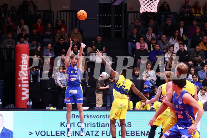 15.11.2024, Graz, Raiffeisen Sportpark Graz, Basketball Superliga 2024/25, Grunddurchgang, Runde 9, UBSC Raiffeisen Graz - SKN St. Pölten