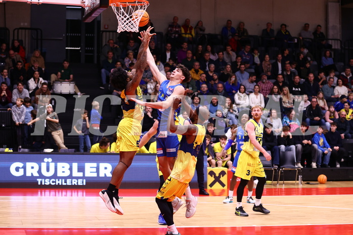 15.11.2024, Graz, Raiffeisen Sportpark Graz, Basketball Superliga 2024/25, Grunddurchgang, Runde 9, UBSC Raiffeisen Graz - SKN St. Pölten