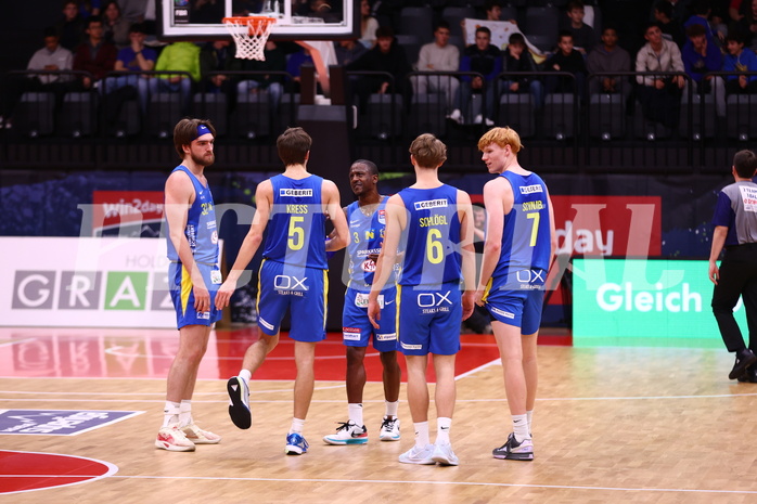 15.11.2024, Graz, Raiffeisen Sportpark Graz, Basketball Superliga 2024/25, Grunddurchgang, Runde 9, UBSC Raiffeisen Graz - SKN St. Pölten