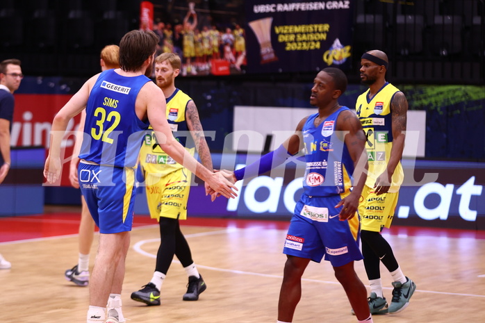 15.11.2024, Graz, Raiffeisen Sportpark Graz, Basketball Superliga 2024/25, Grunddurchgang, Runde 9, UBSC Raiffeisen Graz - SKN St. Pölten