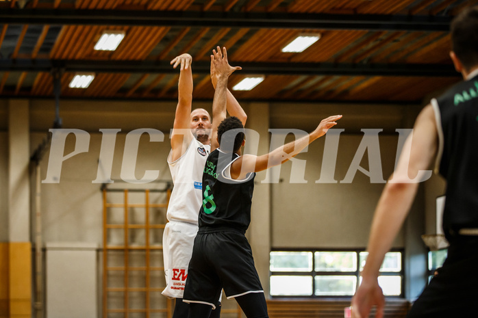 Basketball, Basketball Zweite Liga, Grunddurchgang 1.Runde, Mattersburg Rocks, Deutsch Wagram Alligators, Corey HALLETT (13)