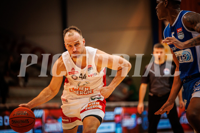 Basketball, win2day Basketball Superliga 2022/23, Grunddurchgang Runde 4, Oberwart Gunners, BC Vienna, Enis Murati (44)