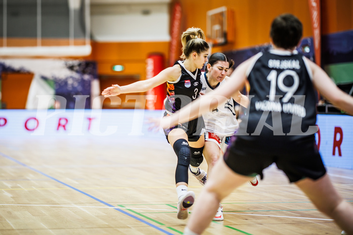 Basketball, Win2Day Basketball Damen Superliga 2023/24, Grunddurchgang 12.Runde, Vienna Timberwolves, Vienna United, Tita Zaboji (3), Magdalena Schmidt (4)