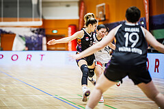 Basketball, Win2Day Basketball Damen Superliga 2023/24, Grunddurchgang 12.Runde, Vienna Timberwolves, Vienna United, Tita Zaboji (3), Magdalena Schmidt (4)
