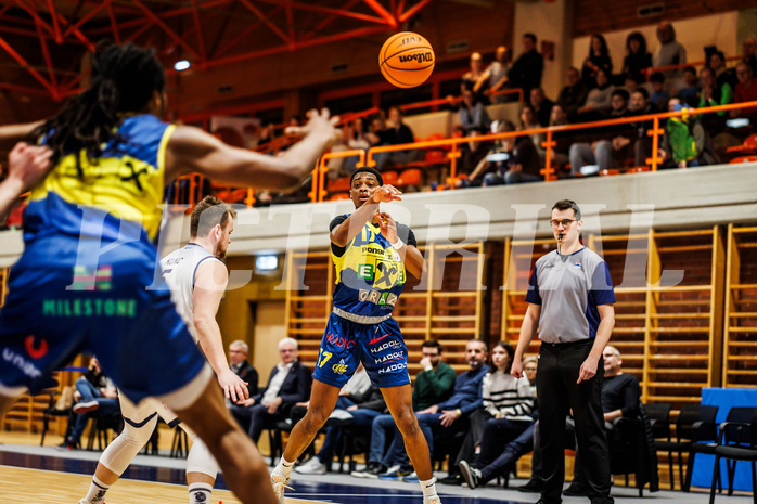 Basketball, win2day Basketball Superliga 2023/224, Grunddurchgang Runde 21, BBC Nord Dragonz, UBSC Graz, Q. Green (17)