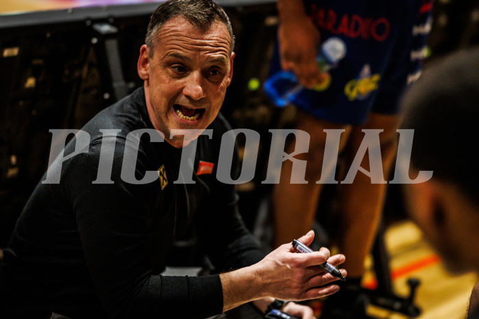 Basketball, win2day Basketball Superliga 2023/224, Grunddurchgang Runde 21, BBC Nord Dragonz, UBSC Graz, Ervin Dragsic (Head Coach)