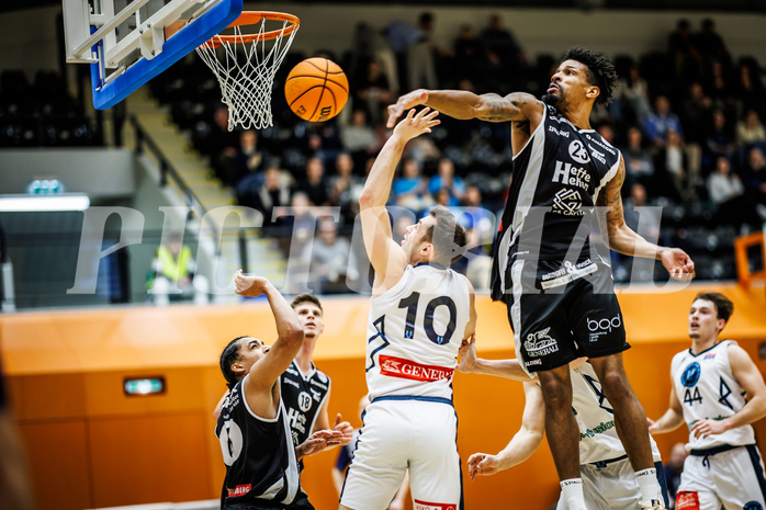 Basketball, Win2Day Superliga 2023/24, Grunddurchgang 21.Runde, Vienna Timberwolves, Kapfenberg Bulls, Jakob Szkutta (10), Urald King (23)