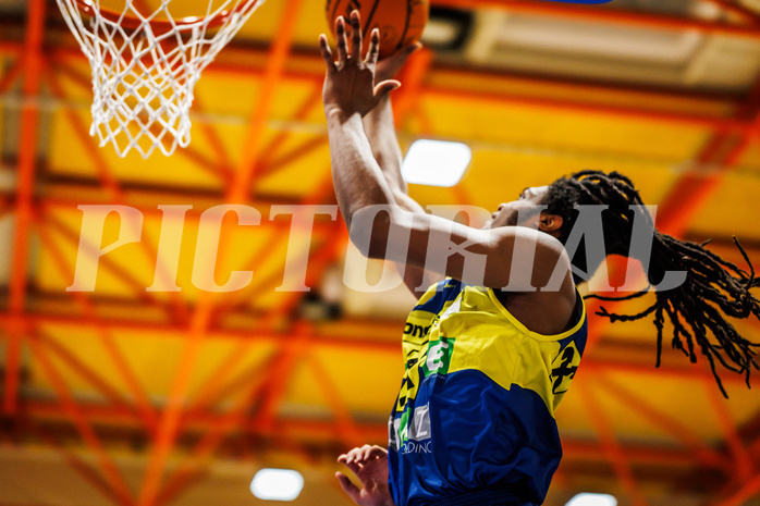 Basketball, win2day Basketball Superliga 2023/224, Grunddurchgang Runde 21, BBC Nord Dragonz, UBSC Graz, Justin McCaw (13)
