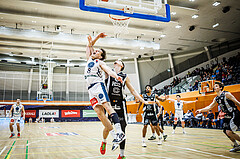 Basketball, Win2Day Superliga 2023/24, Grunddurchgang 21.Runde, Vienna Timberwolves, Kapfenberg Bulls, Elias Wlasak (8), Daniel Grgic (18)