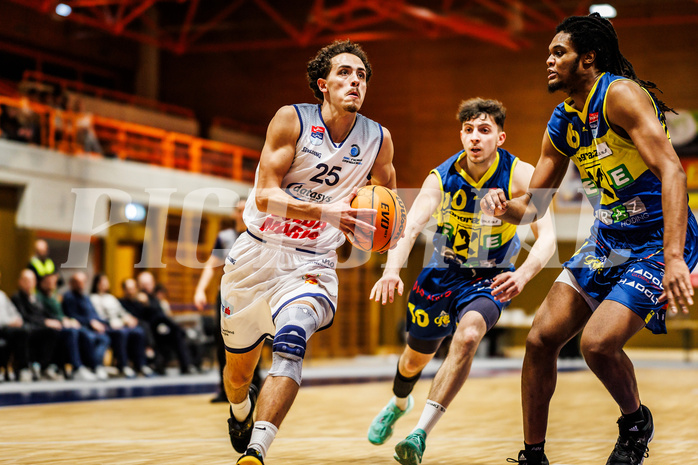 Basketball, win2day Basketball Superliga 2023/224, Grunddurchgang Runde 21, BBC Nord Dragonz, UBSC Graz, Lukas Hahn (25)
