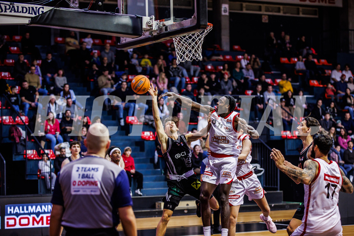 Basketball, Win2Day Superliga 2024/25, Grunddurchgang 10.Runde, BC Vienna, Fürstenfeld Panthers, Julio Calver de Assis Afonso (11)