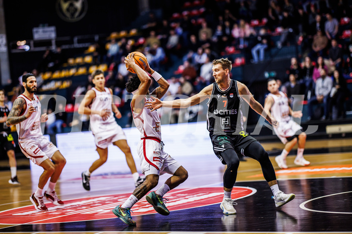 Basketball, Win2Day Superliga 2024/25, Grunddurchgang 10.Runde, BC Vienna, Fürstenfeld Panthers, Zac Owens (2), Georg Wolf (7)