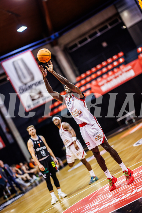 Basketball, Win2Day Superliga 2024/25, Grunddurchgang 10.Runde, BC Vienna, Fürstenfeld Panthers, Julio Calver de Assis Afonso (11)