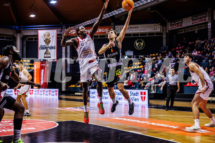 Basketball, Win2Day Superliga 2024/25, Grunddurchgang 10.Runde, BC Vienna, Fürstenfeld Panthers, Julio Calver de Assis Afonso (11), Felix Leindecker (6)