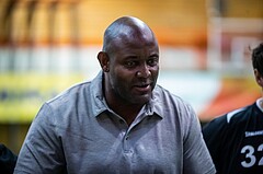 Basketball, Basketball Zweite Liga, Grunddurchgang 3.Runde, COLDA MARIS BBC Nord Dragonz, Mattersburg Rocks, James WILLIAMS (Headcoach)