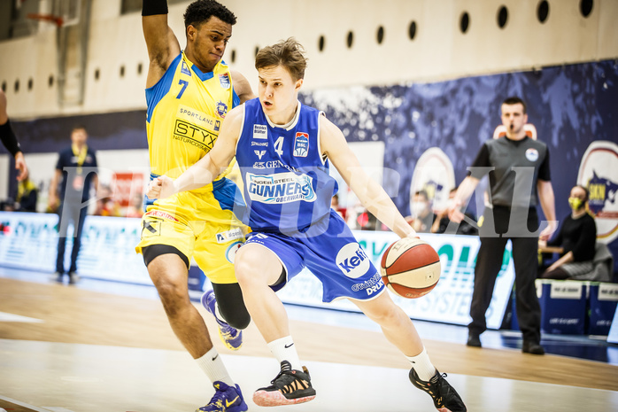 Basketball, bet-at-home Basketball Superliga 2019/20, Viertelfinale 4. Spiel, SKN St. Pölten Basketball, Oberwart Gunners, Valentin Pasterk (4)