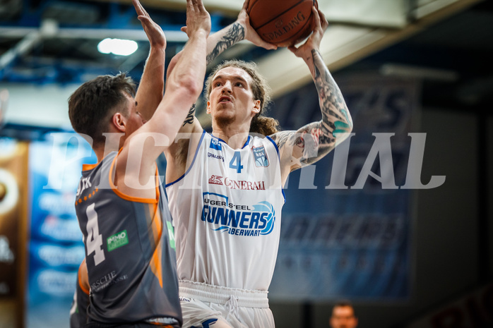 Basketball, bet-at-home Basketball Superliga 2021/22, Grunddurchgang Runde 16, Oberwart Gunners, Klosterneuburg Dukes, Travis Atson (4)