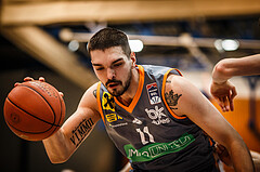 Basketball, bet-at-home Basketball Superliga 2021/22, Grunddurchgang Runde 16, Oberwart Gunners, Klosterneuburg Dukes, Benjamin Blazevic (11)