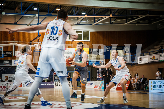 Basketball, bet-at-home Basketball Superliga 2021/22, Grunddurchgang Runde 16, Oberwart Gunners, Klosterneuburg Dukes, Edin Bavcic (13)