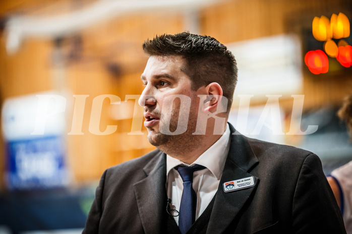 Basketball, bet-at-home Basketball Superliga 2021/22, Grunddurchgang Runde 16, Oberwart Gunners, Klosterneuburg Dukes, Horst Leitner (Coach)