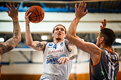 Basketball, bet-at-home Basketball Superliga 2021/22, Grunddurchgang Runde 16, Oberwart Gunners, Klosterneuburg Dukes, Travis Atson (4)