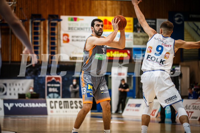 Basketball, bet-at-home Basketball Superliga 2021/22, Grunddurchgang Runde 16, Oberwart Gunners, Klosterneuburg Dukes, Edin Bavcic (13)