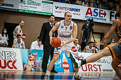 Basketball, bet-at-home Basketball Superliga 2021/22, Grunddurchgang Runde 16, Oberwart Gunners, Klosterneuburg Dukes, Sebastian Käferle (7)