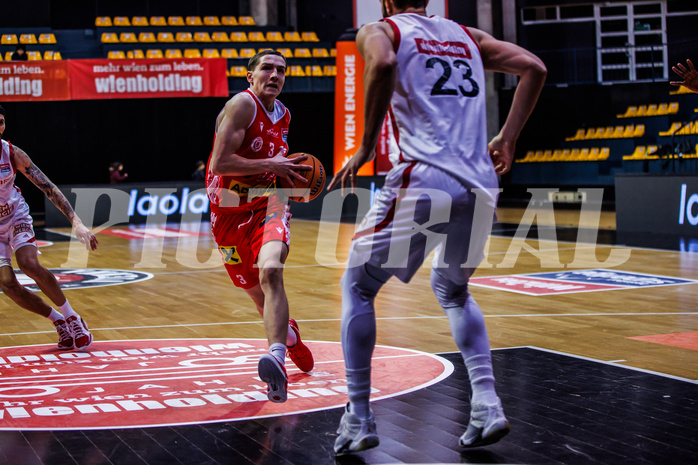 Basketball, Win2Day Superliga 2024/25, Grunddurchgang 13.Runde, BC Vienna, Traiskirchen Lions, Ryan Moffat (4)