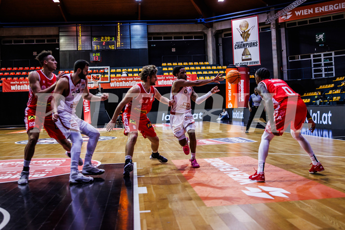 Basketball, Win2Day Superliga 2024/25, Grunddurchgang 13.Runde, BC Vienna, Traiskirchen Lions, Zac Owens (2)