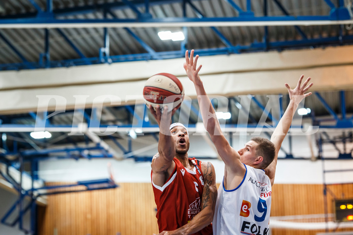 Basketball, Admiral Basketball Superliga 2019/20, Grunddurchgang 8.Runde, Oberwart Gunners, Traiskirchen Lions, Shawn L. Ray (6)