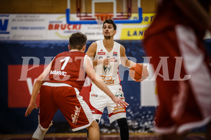 Basketball, win2day Basketball Superliga 2022/23, Grunddurchgang 1.Runde, Traiskirchen Lions, BC GGMT Vienna, Bogic Vujosevic (5)