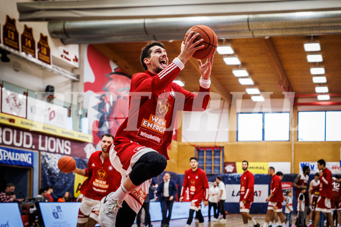 Basketball, win2day Basketball Superliga 2022/23, Grunddurchgang 1.Runde, Traiskirchen Lions, BC GGMT Vienna, Bogic Vujosevic (5)