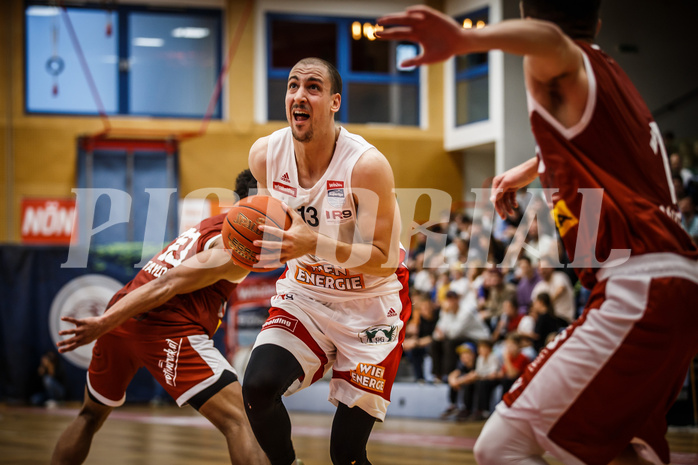 Basketball, win2day Basketball Superliga 2022/23, Grunddurchgang 1.Runde, Traiskirchen Lions, BC GGMT Vienna, Stefan Savic (13)