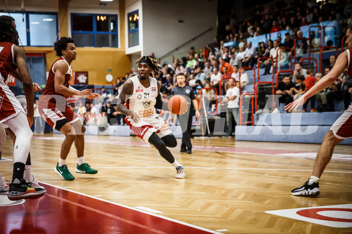 Basketball, win2day Basketball Superliga 2022/23, Grunddurchgang 1.Runde, Traiskirchen Lions, BC GGMT Vienna, Andre Jones (21)