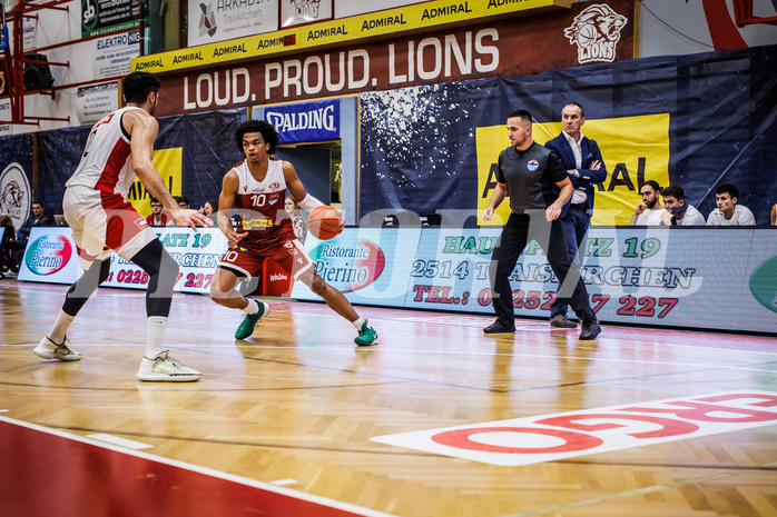 Basketball, win2day Basketball Superliga 2022/23, Grunddurchgang 1.Runde, Traiskirchen Lions, BC GGMT Vienna, Evan Taylor (10)