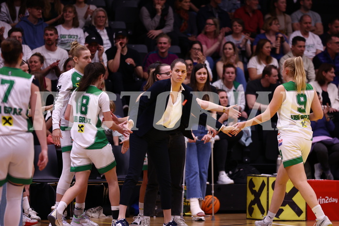 01.04.2024, Graz, Raiffeisen Sportpark, Basketball Damen Superliga 2023/24, Finale, Spiel 2, UBI Holding Graz - SKN St. Pölten Frauen ,  