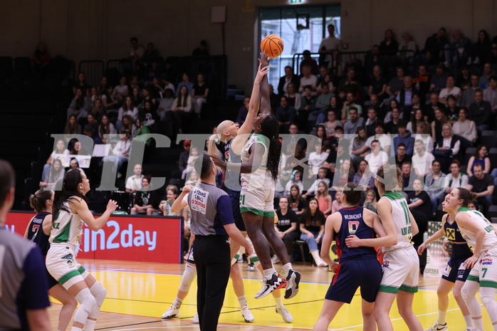01.04.2024, Graz, Raiffeisen Sportpark, Basketball Damen Superliga 2023/24, Finale, Spiel 2, UBI Holding Graz - SKN St. Pölten Frauen ,  